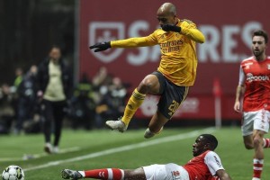 金年会首页-风云突变！本菲卡今晚刷新队史纪录；德国杯版图或变；质疑声仍在；控场能力受关注(pes2023还有大师联赛吗)